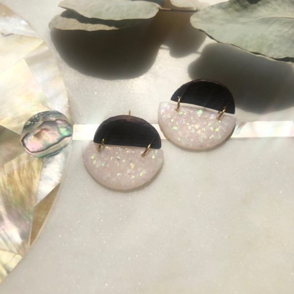 Kolibri - Cedarwood and Opal Clay Studs